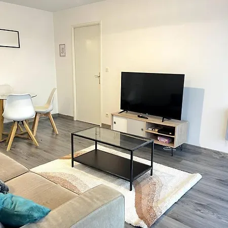 Appartement Cocon Eudenia - Acces Direct Paris - 2 Min Rer - Parking Gratuit Cergy