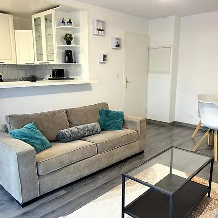 Cocon Eudenia - Acces Direct Paris - 2 Min Rer - Parking Gratuit Appartement